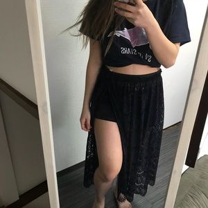 Lace slit skirt
